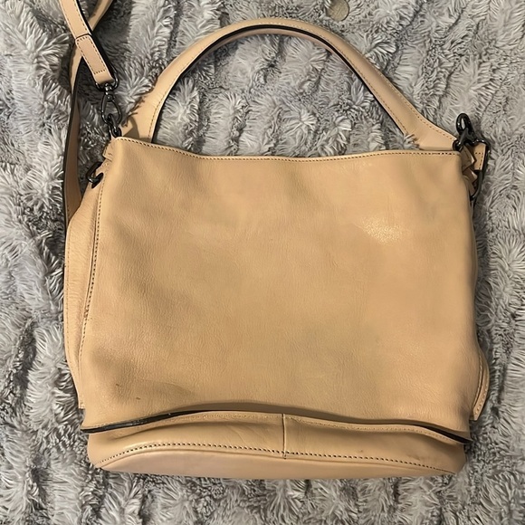 Longchamp classic leather cross body 3D bag in light beige - Picture 11 of 16